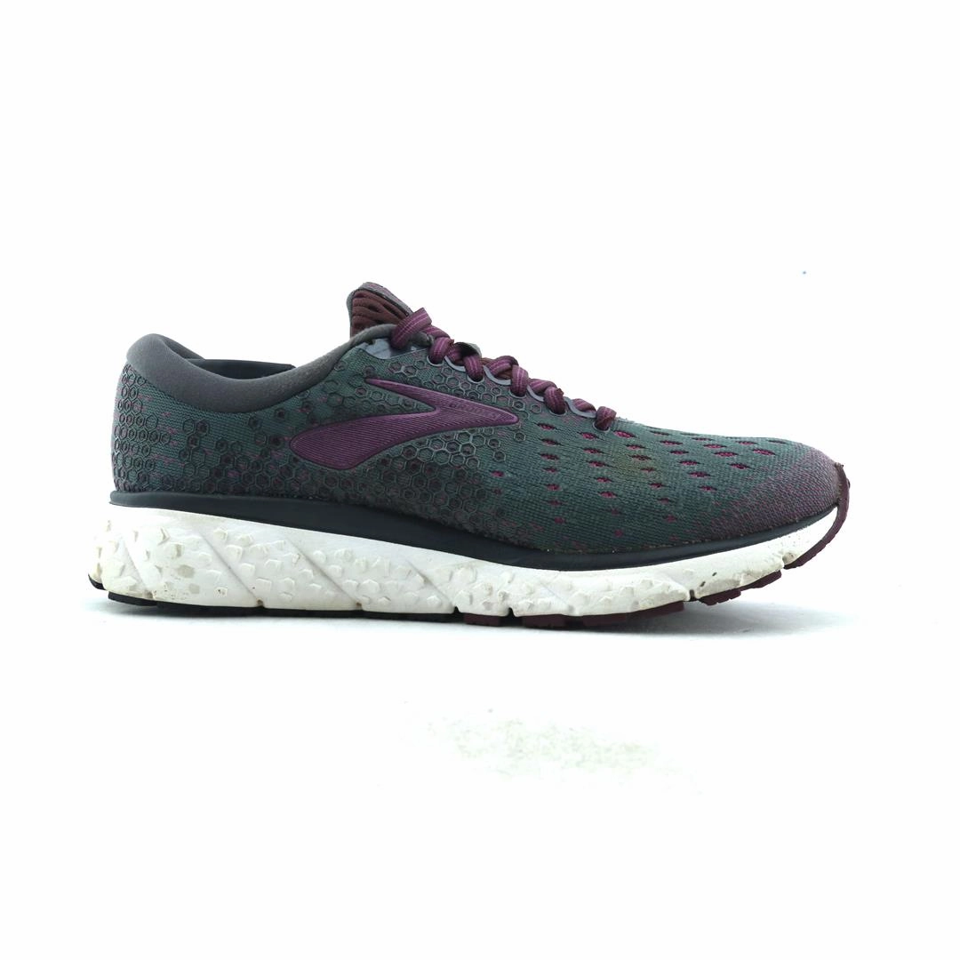 BROOKS GLYCERIN 17 Brooks trainer design images