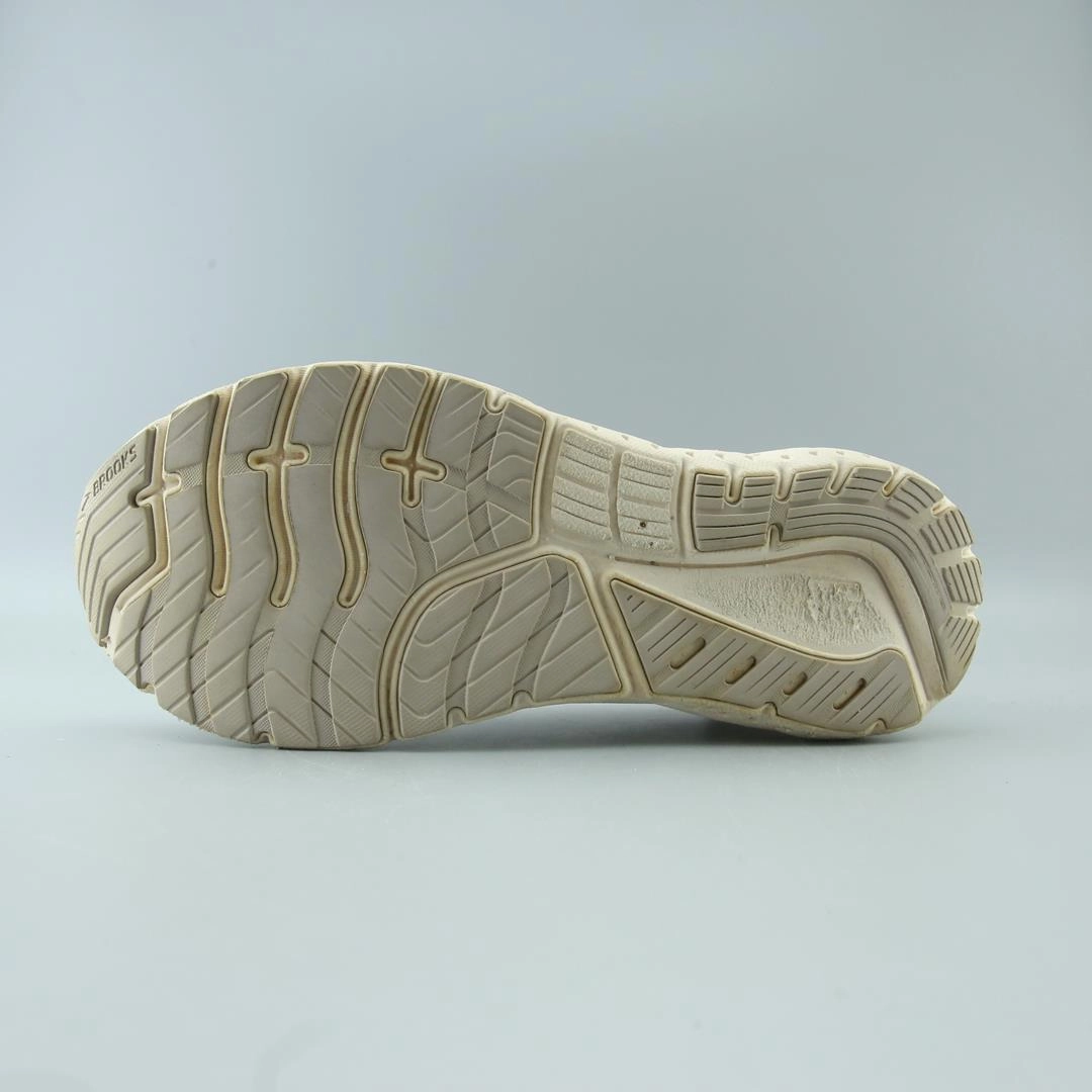 BROOKS GLYCERIN 18 performance running shoe visuals