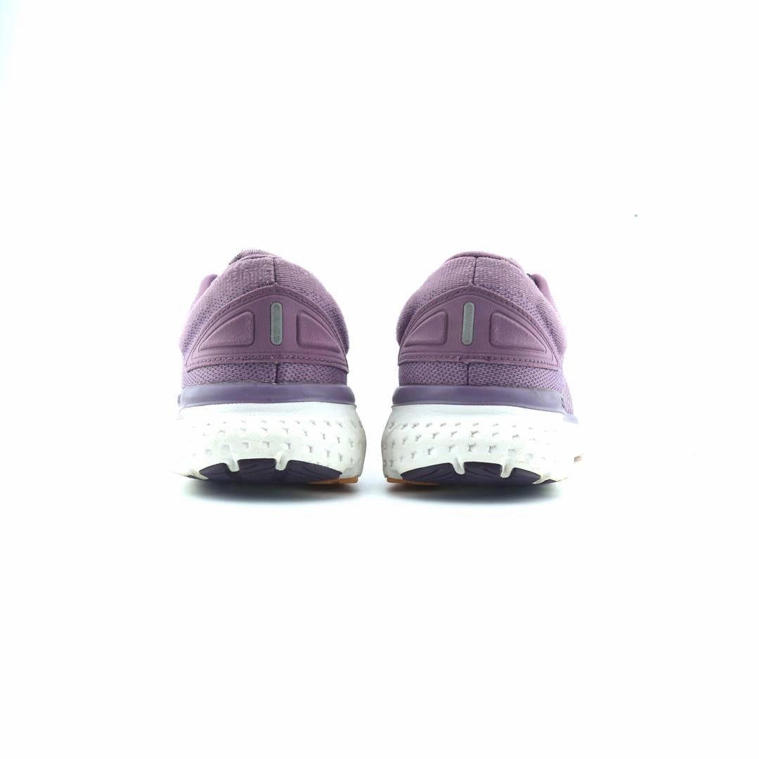 BROOKS GLYCERIN 18 performance running shoe visuals