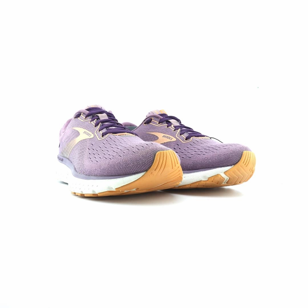 BROOKS GLYCERIN 18 performance running shoe visuals