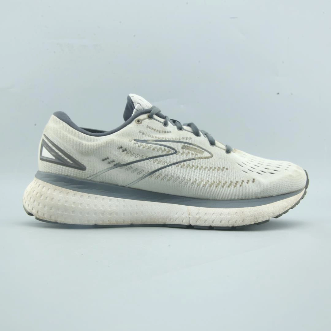 BROOKS  GLYCERIN 19 lightweight running shoe photos