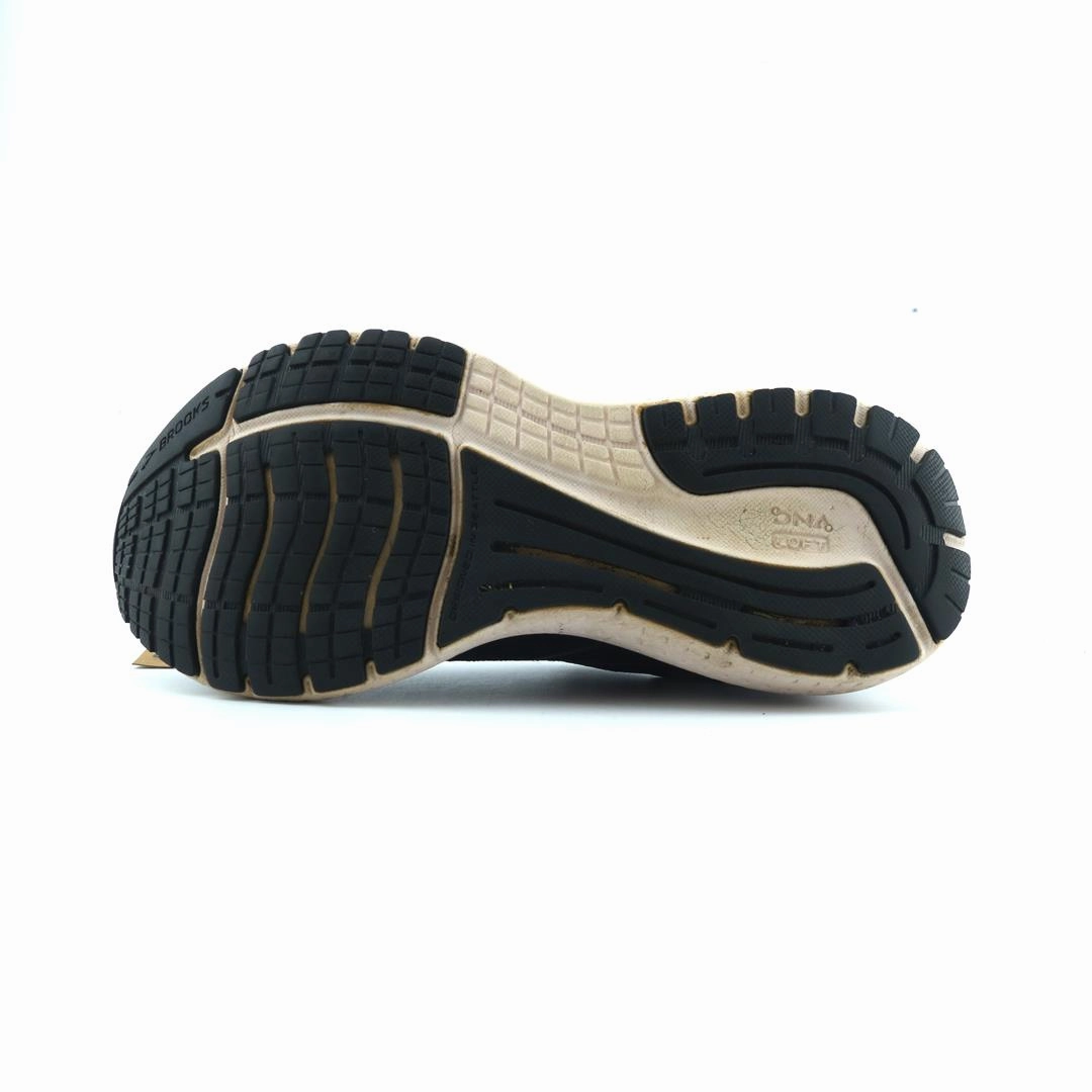 BROOKS GLYCERIN 19 performance running shoe visuals