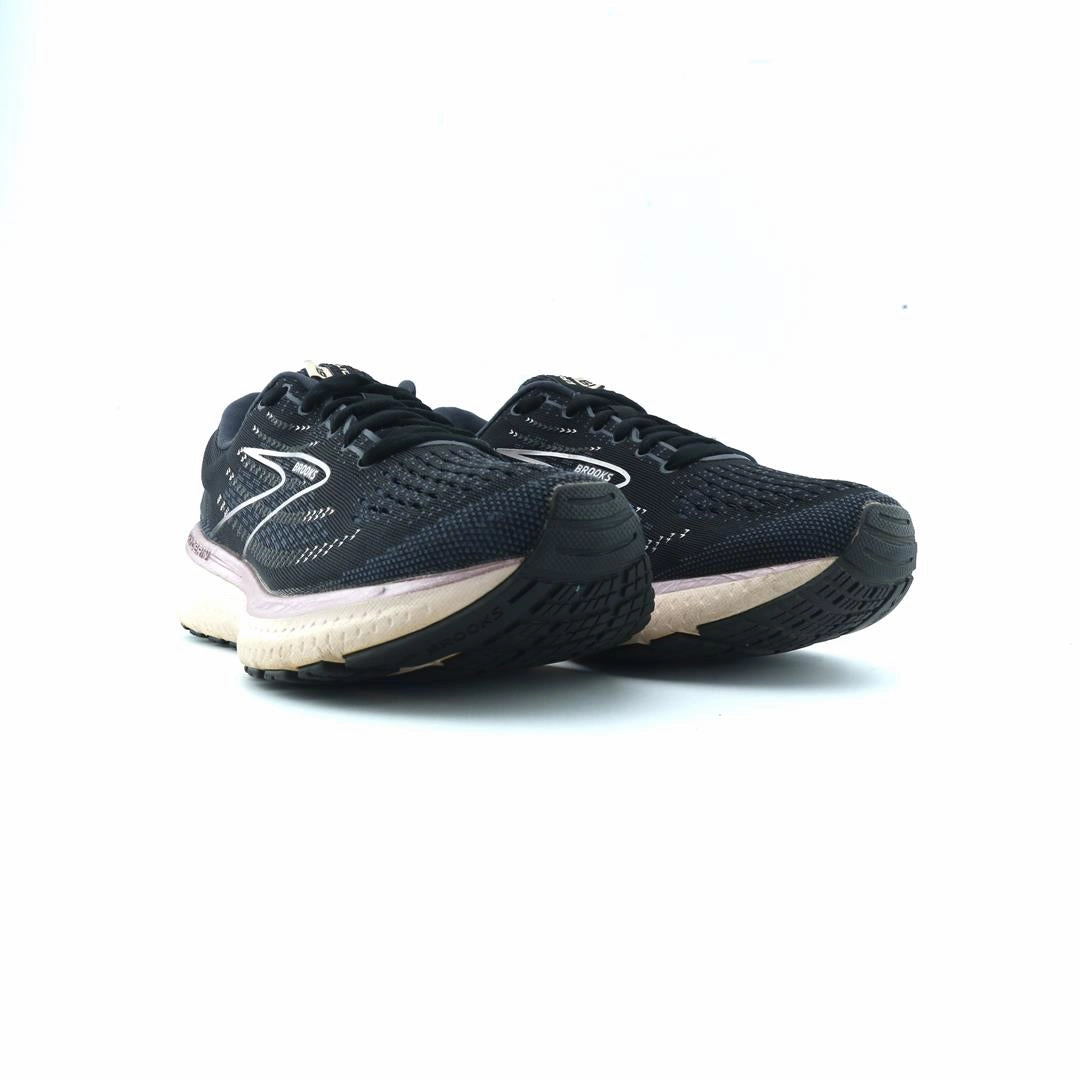 BROOKS GLYCERIN 19 performance running shoe visuals