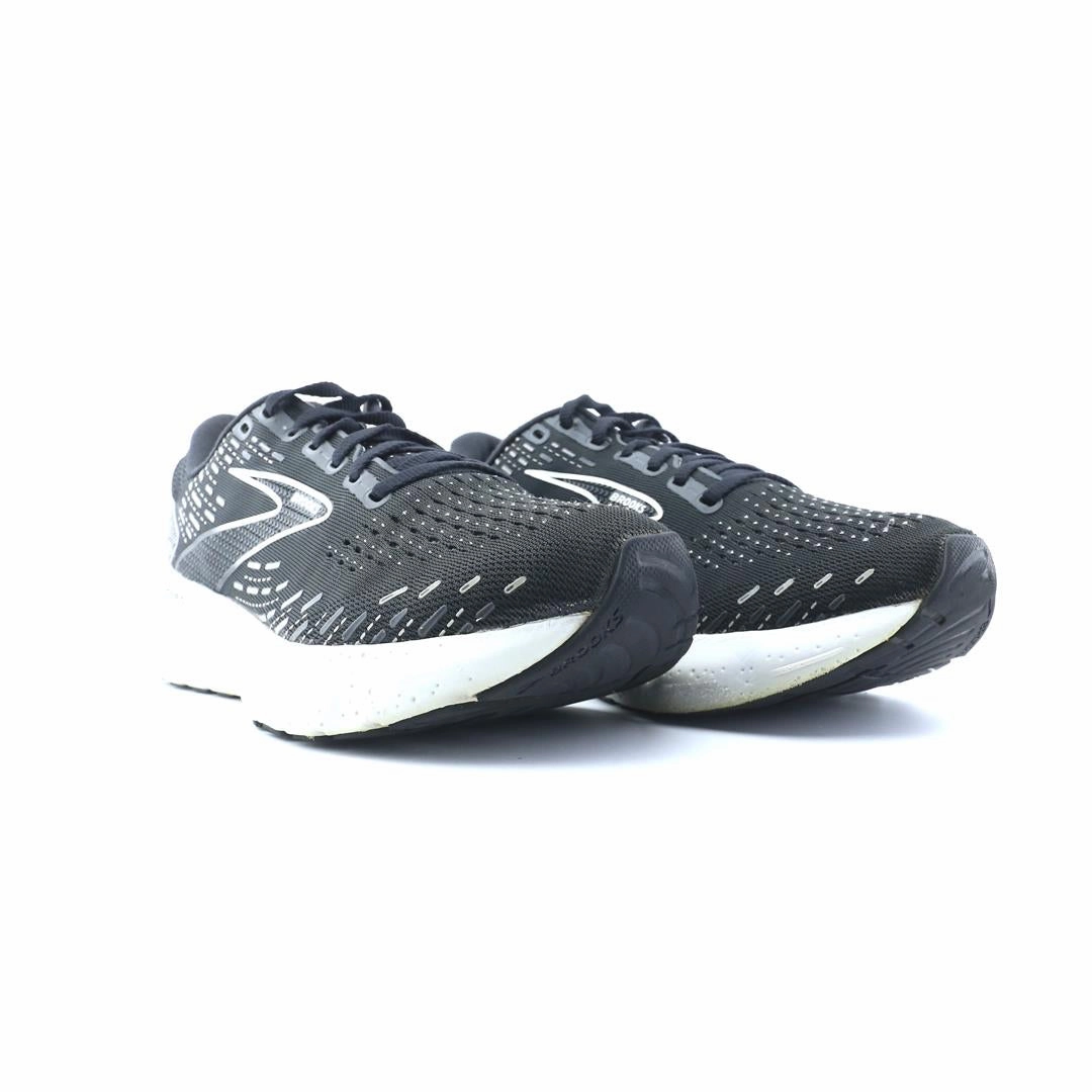 BROOKS GLYCERIN 20 performance running shoe visuals