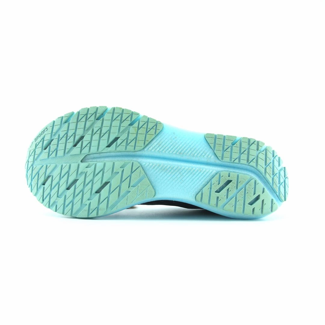 BROOKS HYPERION TEMPO I Brooks trainer design images