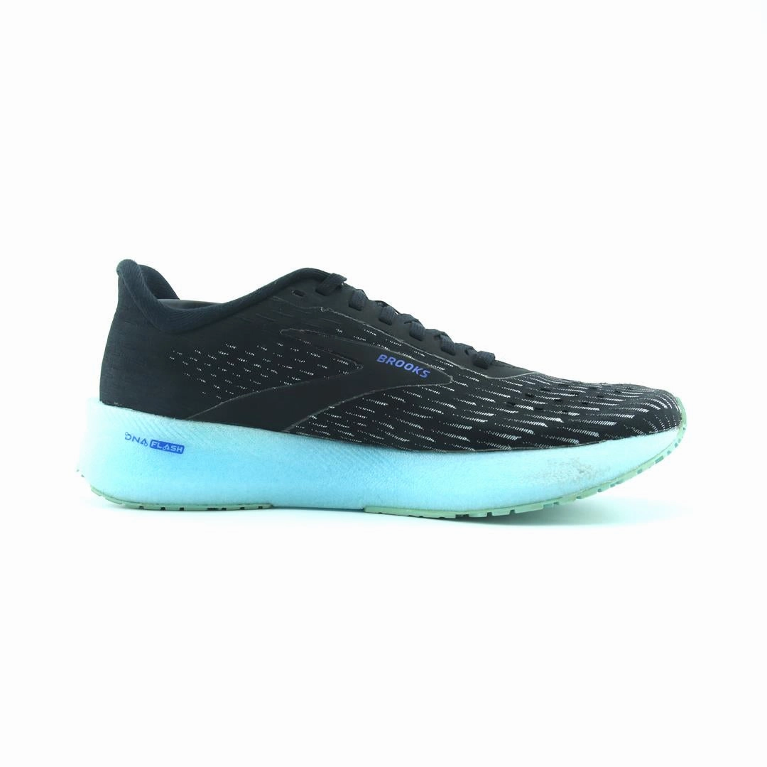 BROOKS HYPERION TEMPO I Brooks trainer design images