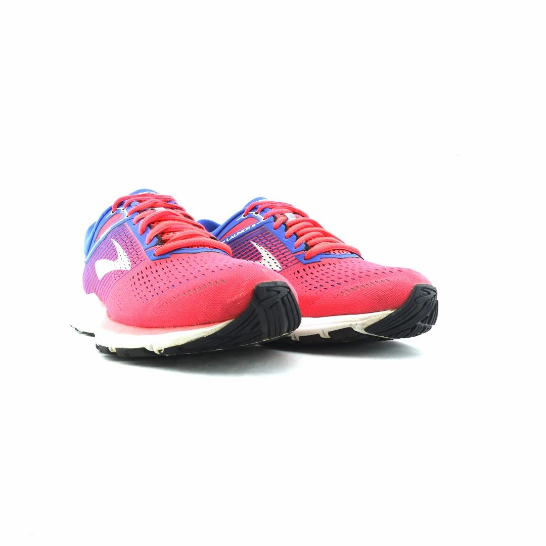 BROOKS LAUNCH 5 performance running shoe visuals