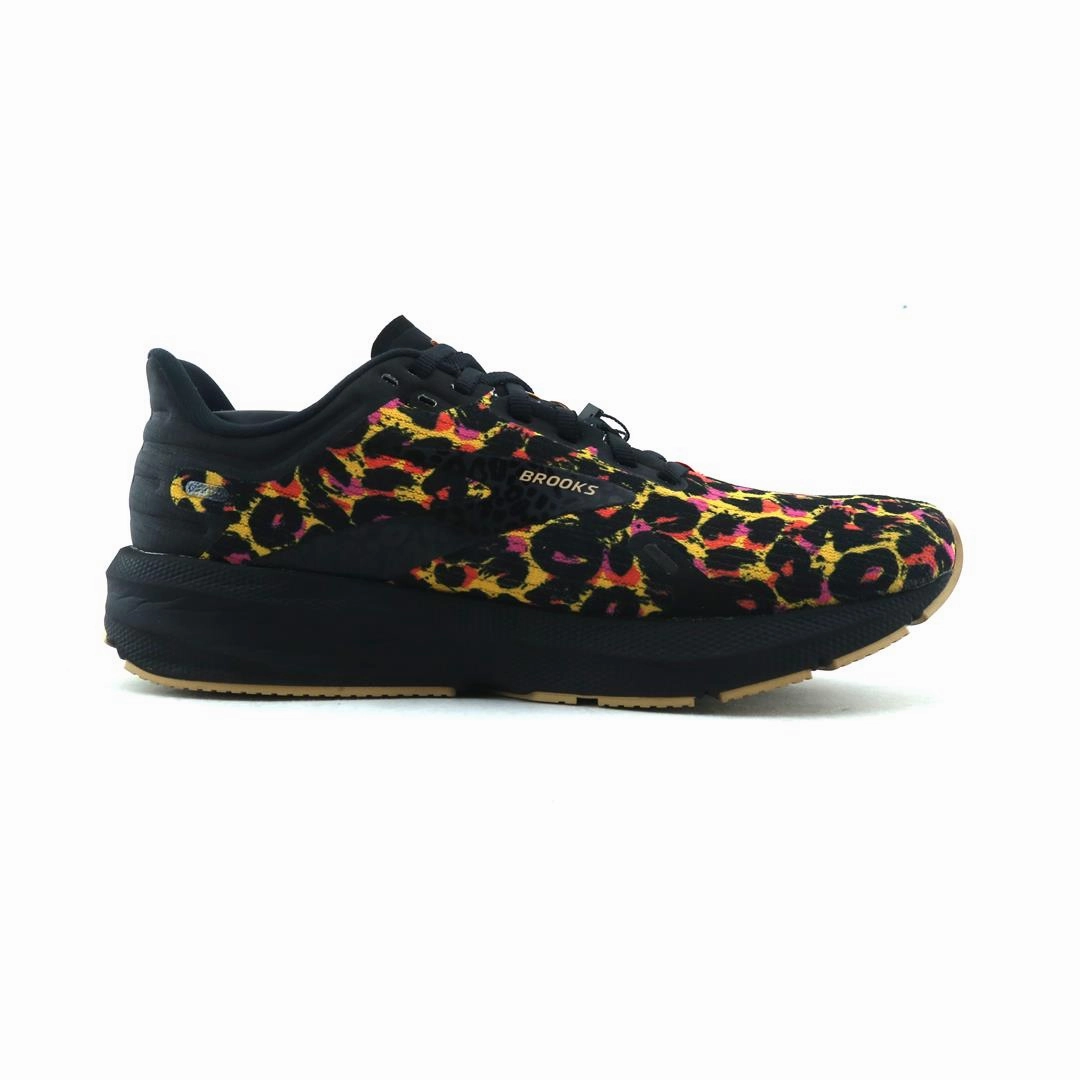 BROOKS LAUNCH 9 performance running shoe visuals