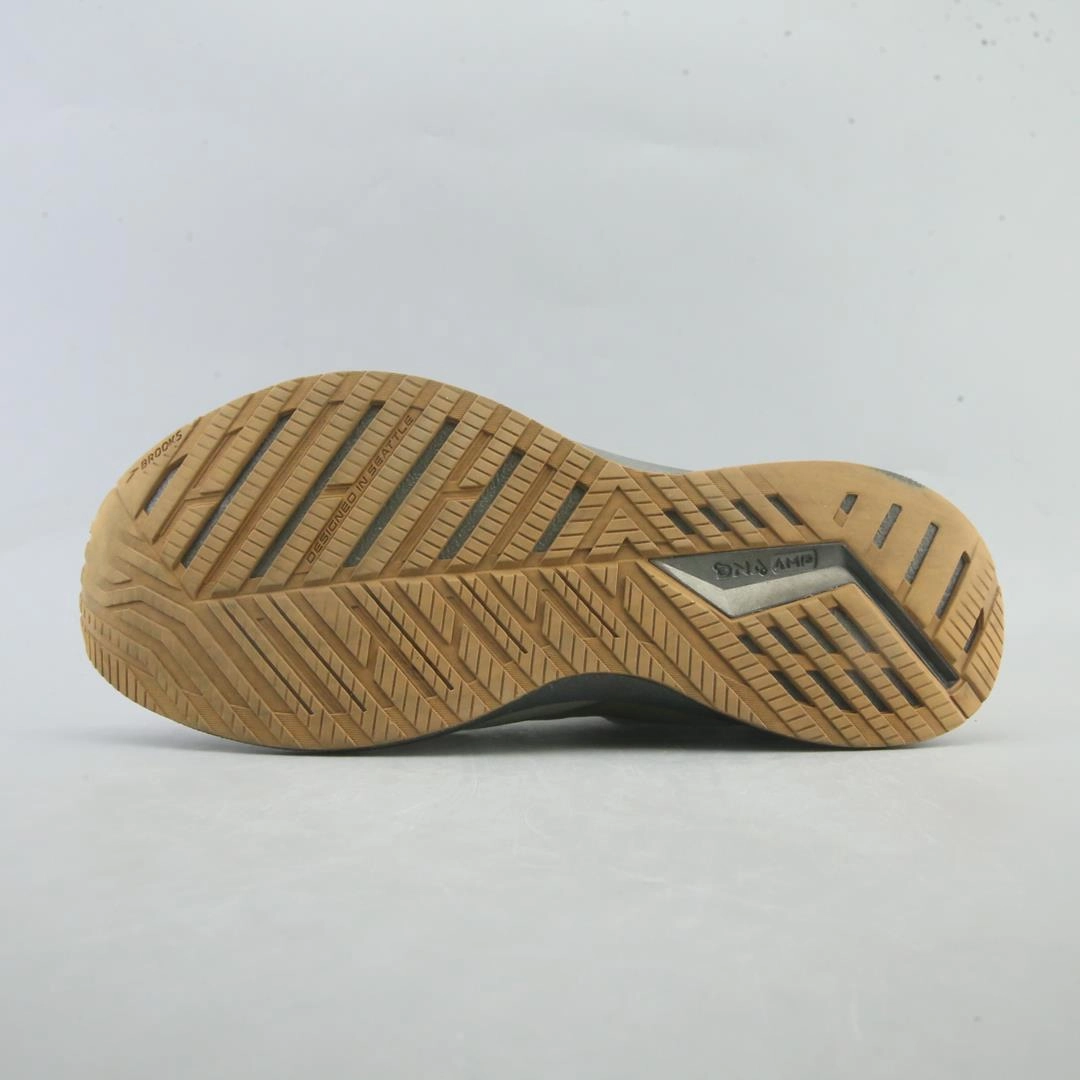 BROOKS  LEVITATE 4 LE athletic Brooks shoe snapshots