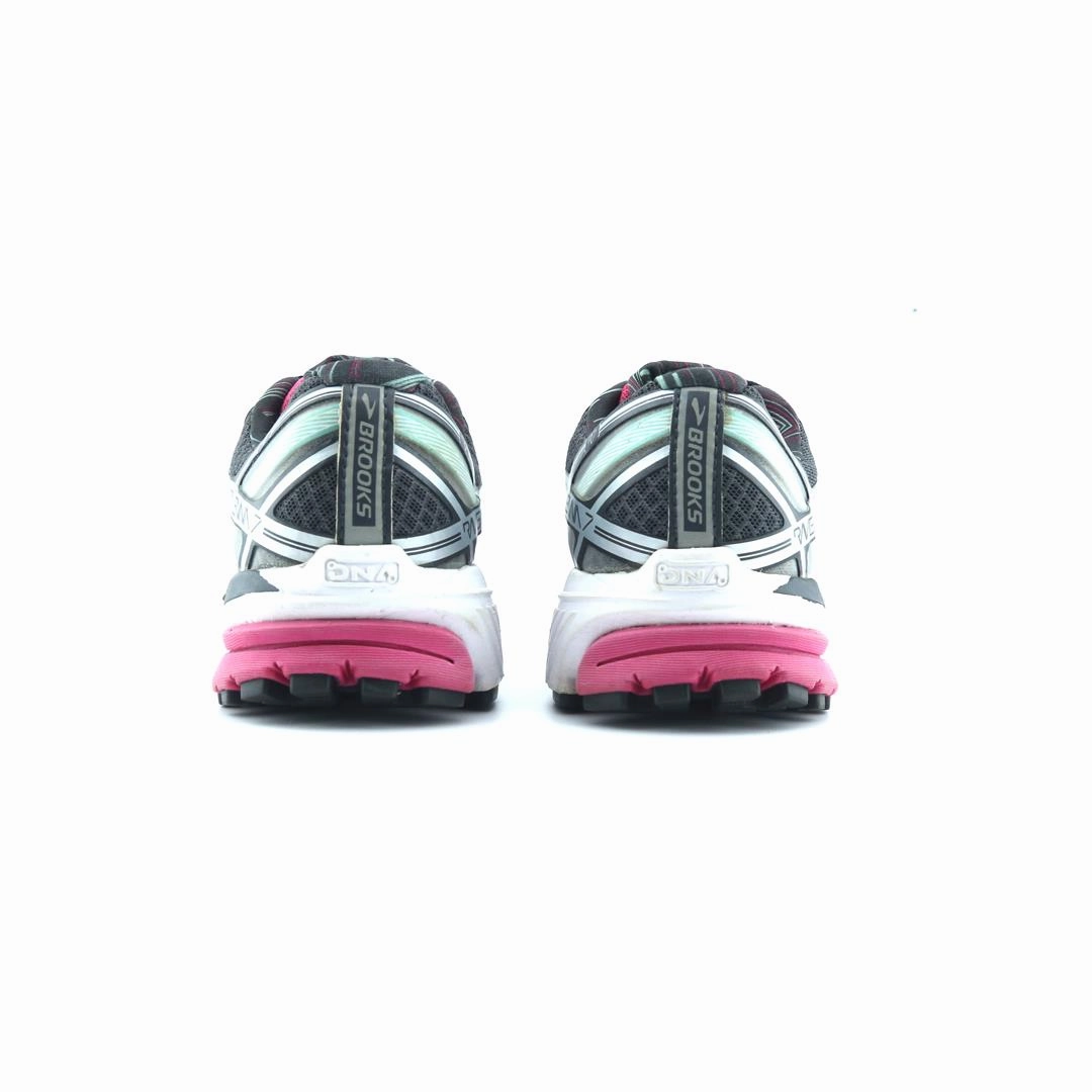 BROOKS RAVENNA 7 performance running shoe visuals