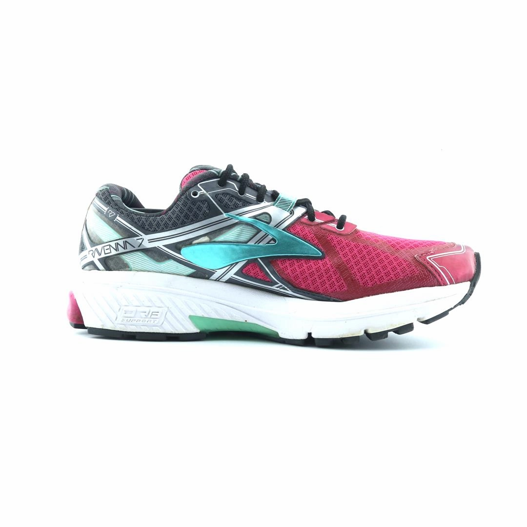BROOKS RAVENNA 7 performance running shoe visuals