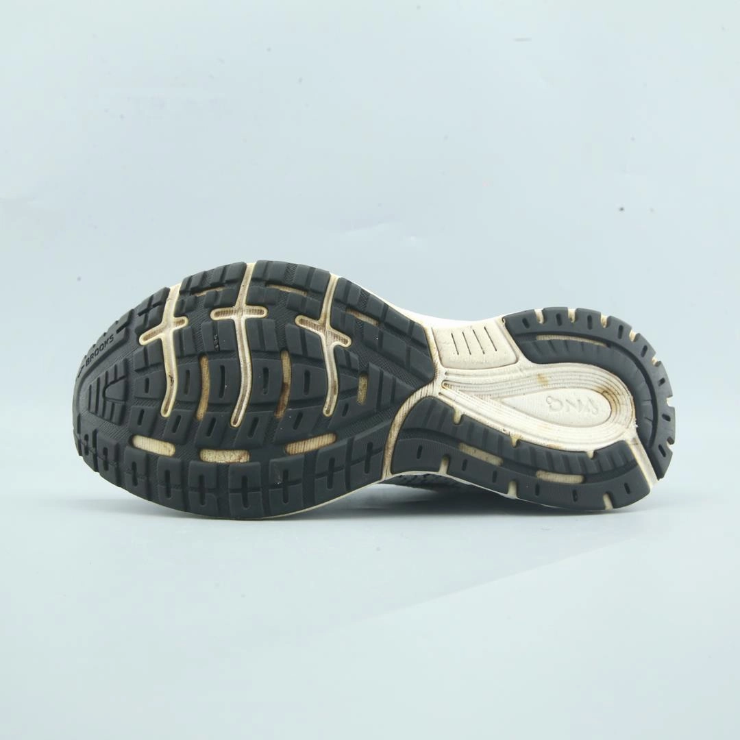 BROOKS REVEL 3 Brooks trainer design images