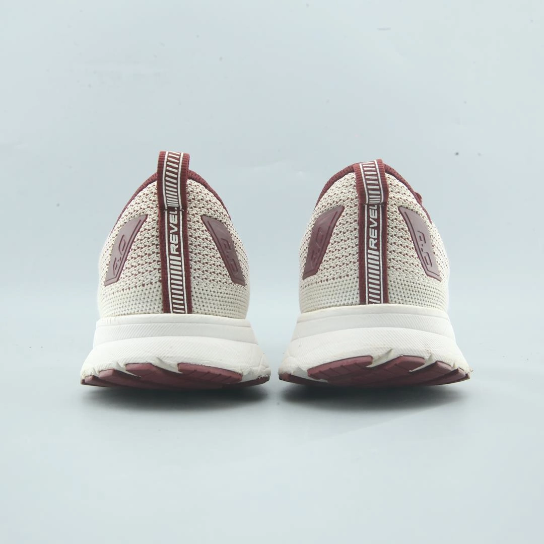 BROOKS REVEL 4 lightweight running shoe photos