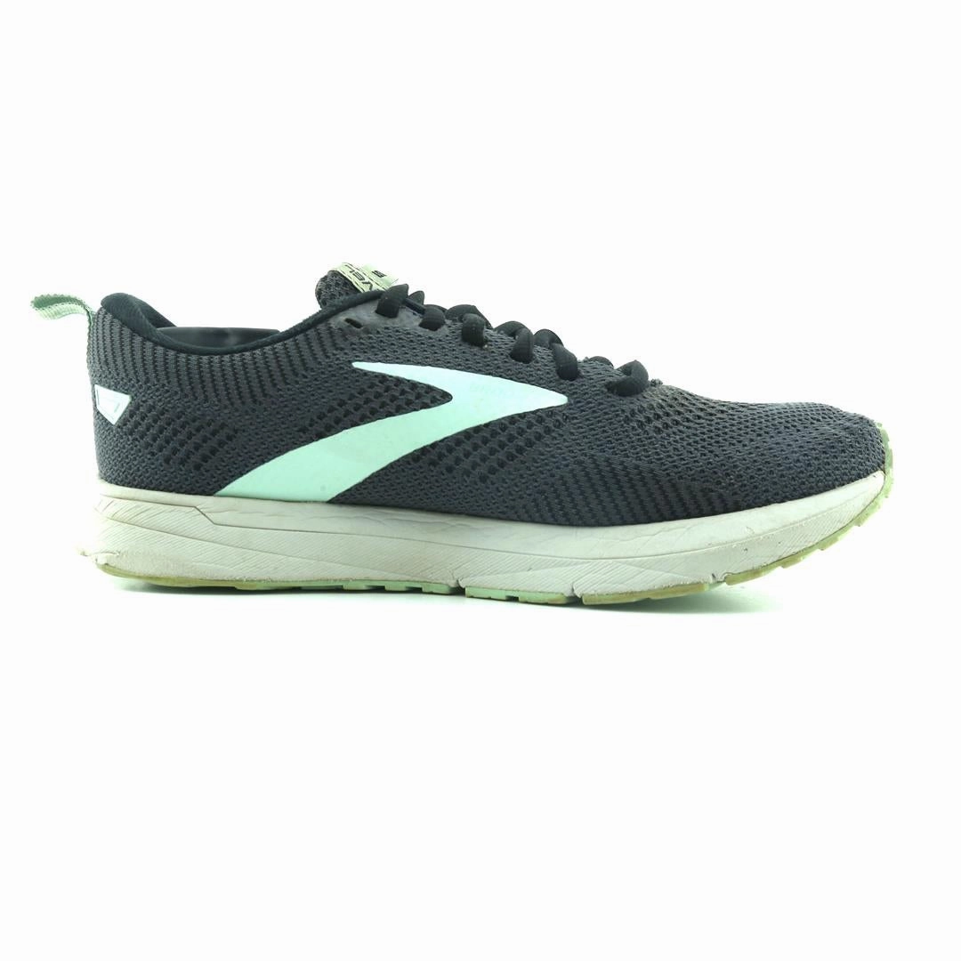 BROOKS REVEL 5 athletic Brooks shoe snapshots