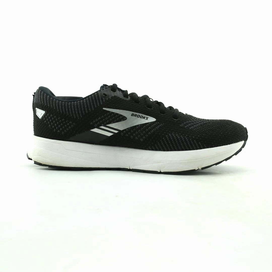 BROOKS REVEL 5 Brooks running footwear shots