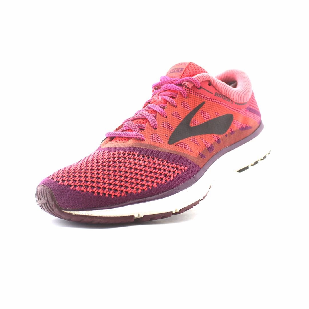 BROOKS REVEL athletic Brooks shoe snapshots