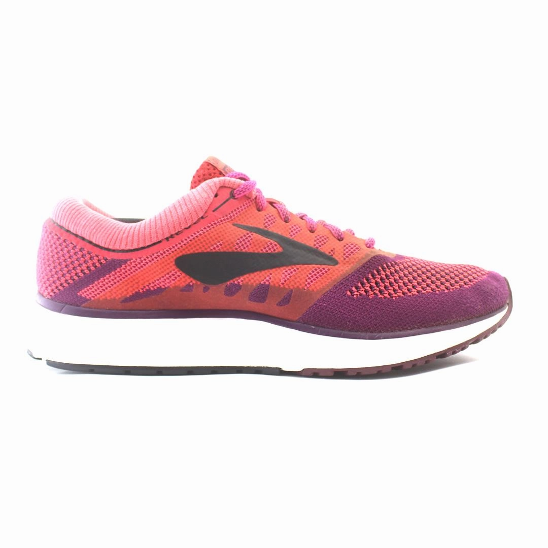 BROOKS REVEL athletic Brooks shoe snapshots