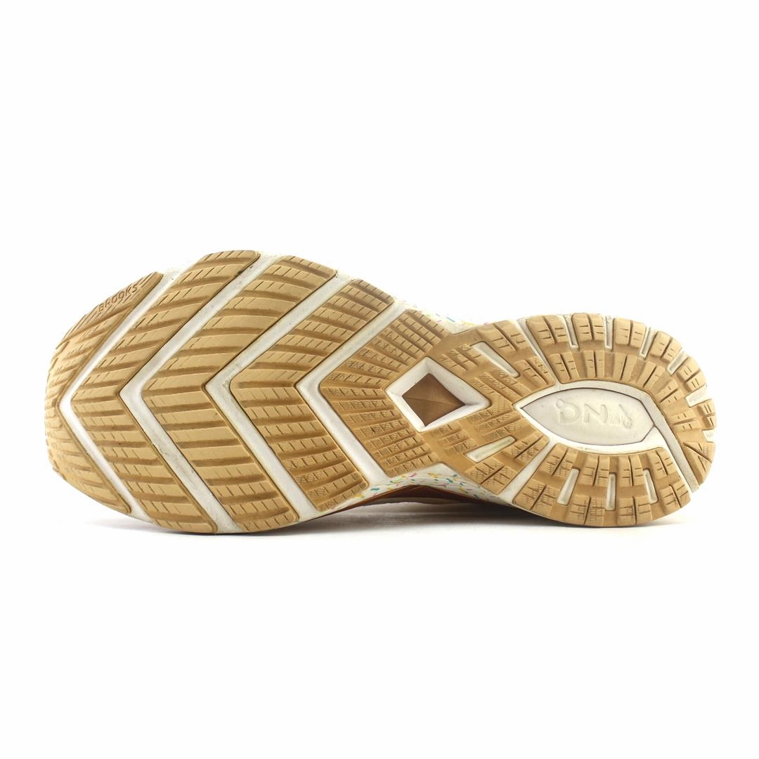 BROOKS RICOCHET LE Brooks running footwear shots