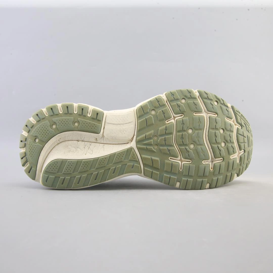 BROOKS TRACE 1 athletic Brooks shoe snapshots