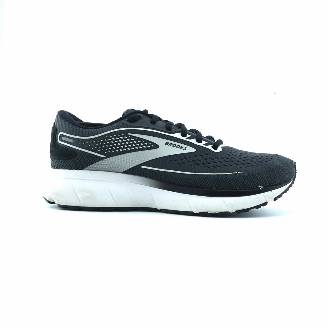 BROOKS TRACE 2 Brooks trainer design images
