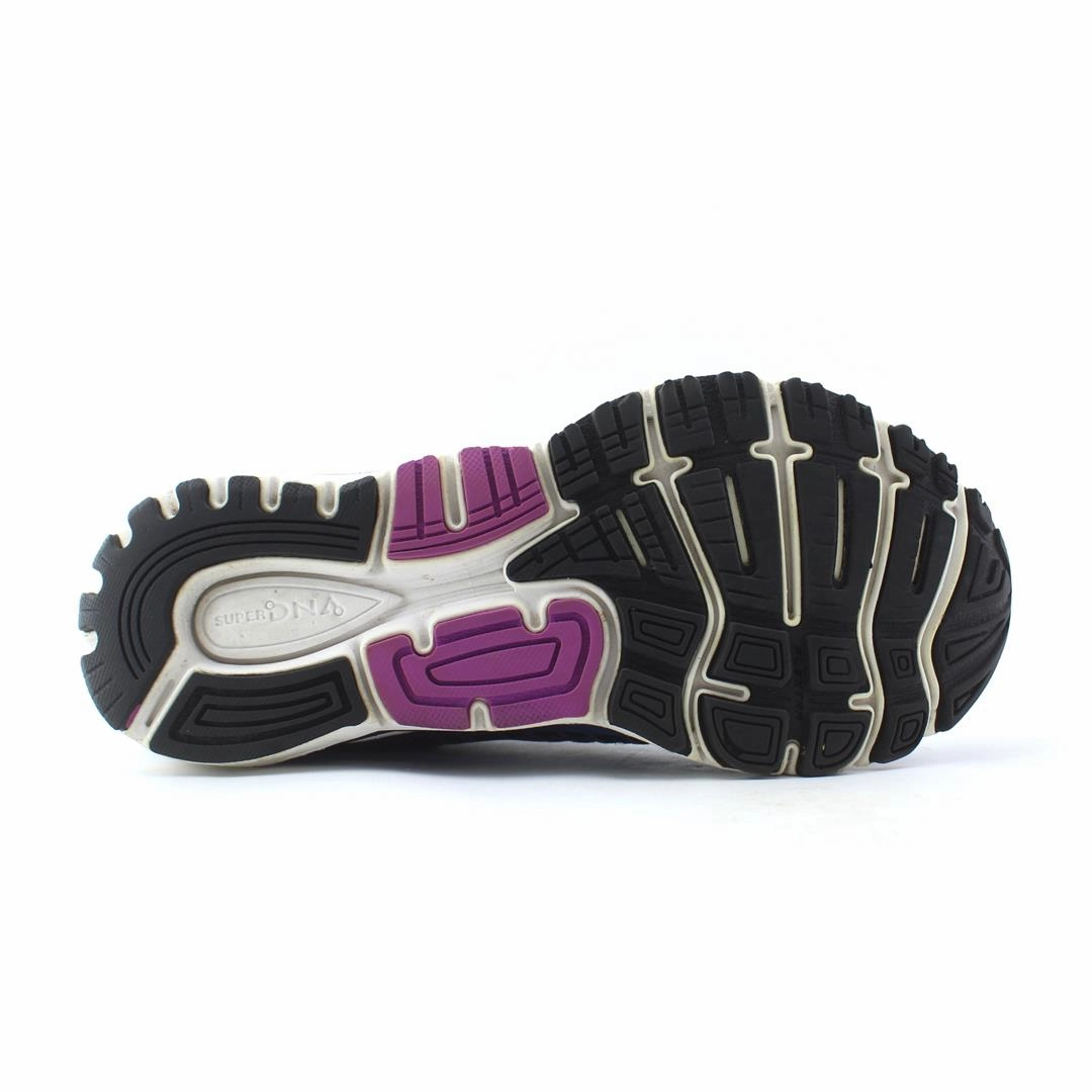 BROOKS TRANSCEND 5 Brooks running footwear shots