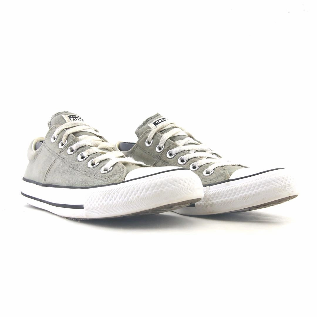 CONVERSE ALL STAR vintage Converse footwear looks