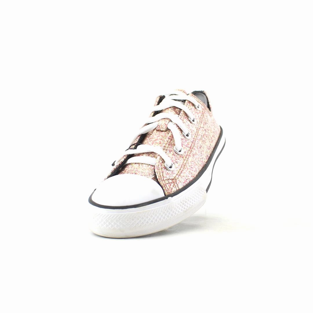 CONVERSE ALL STAR vintage Converse footwear looks