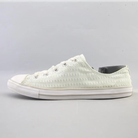 CONVERSE ALL STAR Converse iconic footwear looks