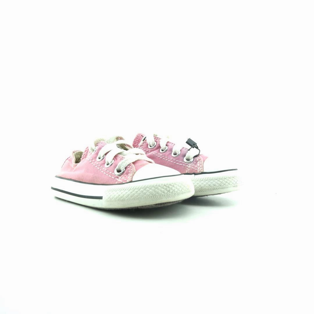 CONVERSE ALL STAR vintage Converse footwear looks