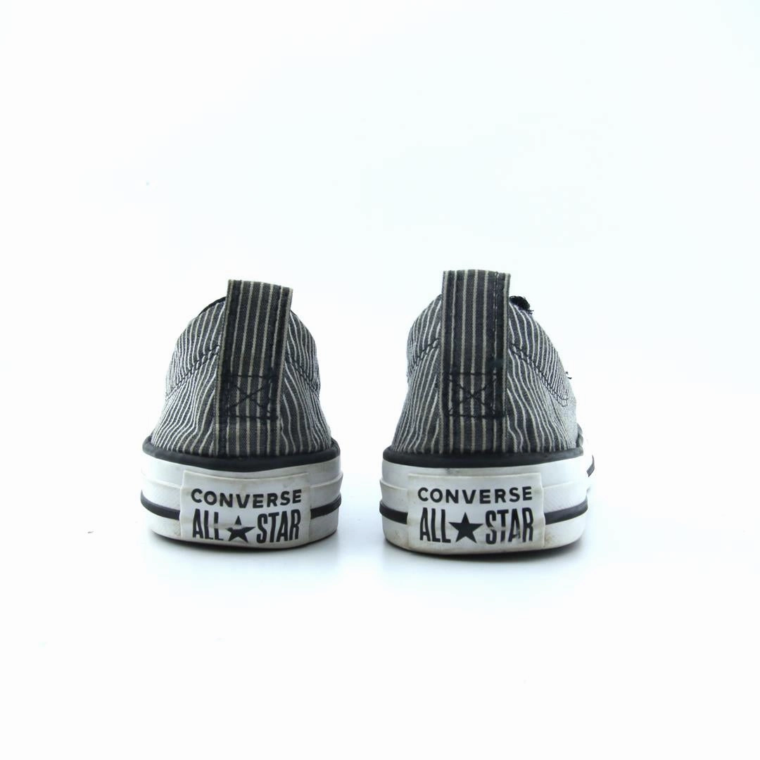 CONVERSE ALL STAR vintage Converse footwear looks