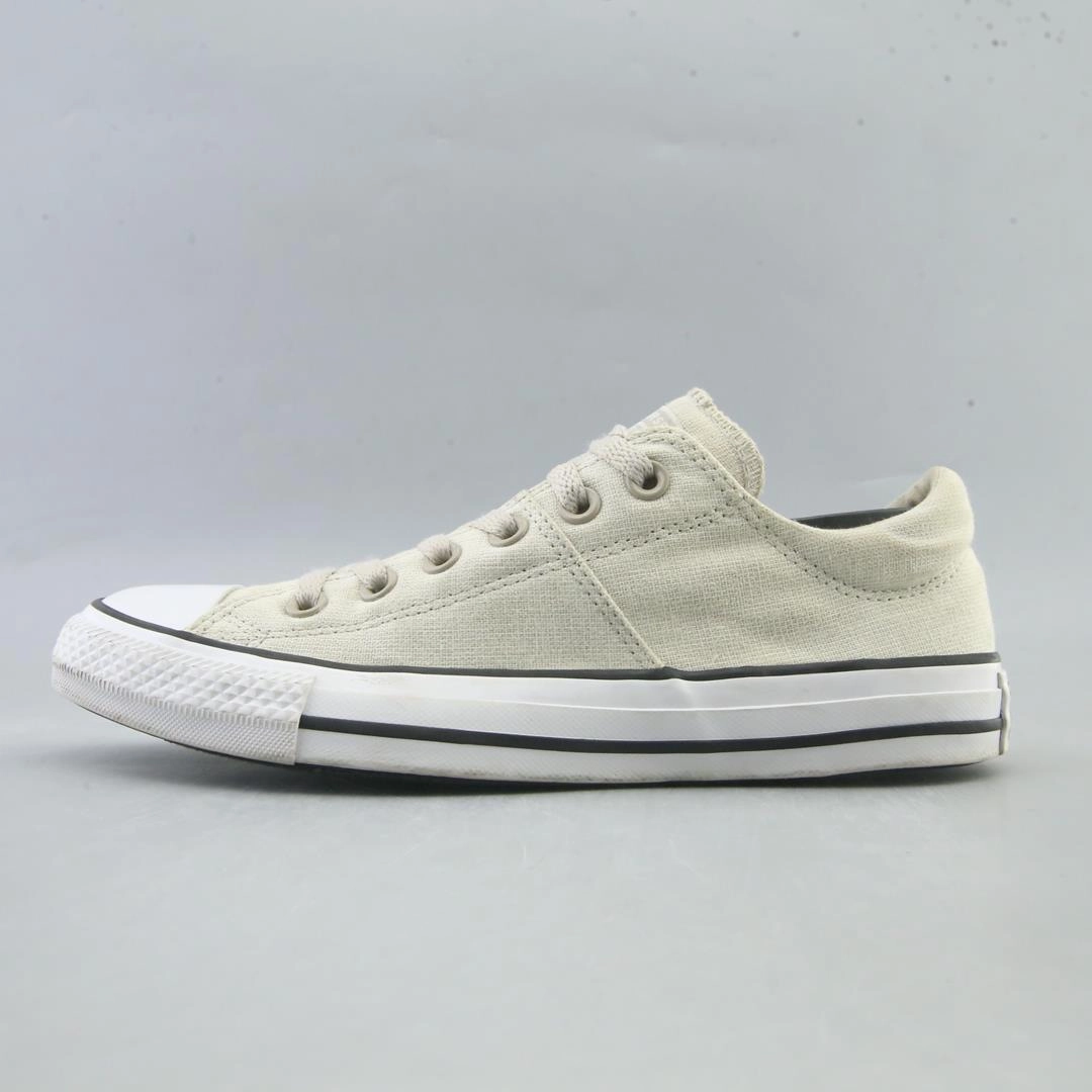CONVERSE ALL STAR Converse iconic footwear looks