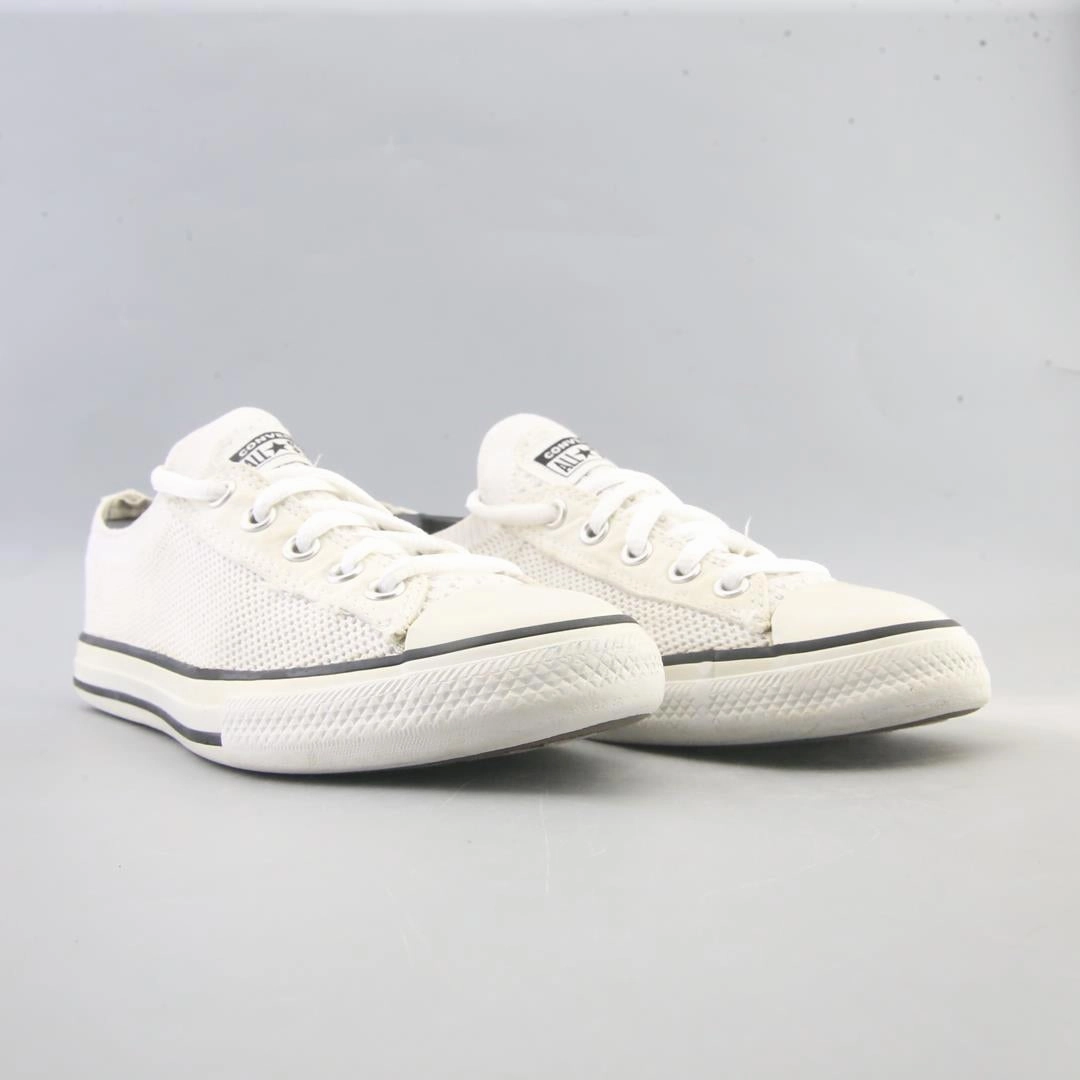CONVERSE ALL STAR vintage Converse footwear looks