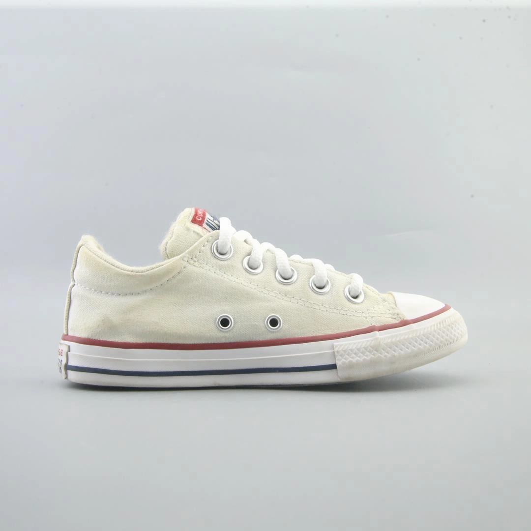 CONVERSE ALL STAR vintage Converse footwear looks