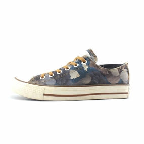 CONVERSE ALL STAR Converse iconic footwear looks
