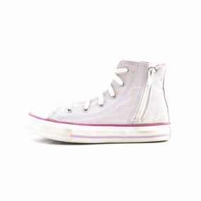 CONVERSE ALL STAR Converse iconic footwear looks