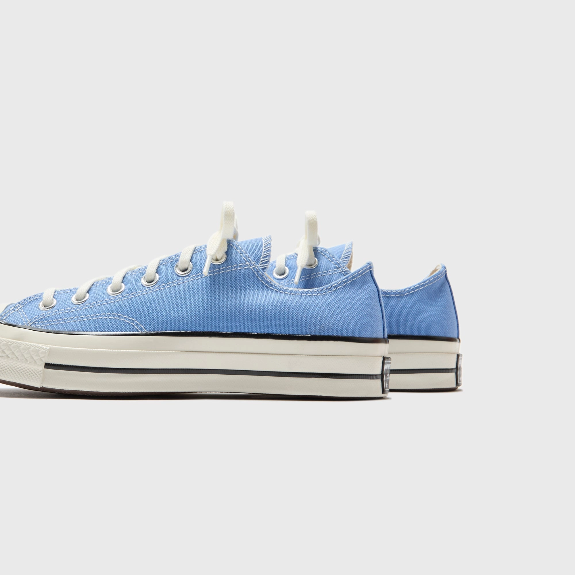Converse Chuck 70 Low - Open Sky / Egret / Black Heritage style lace-ups