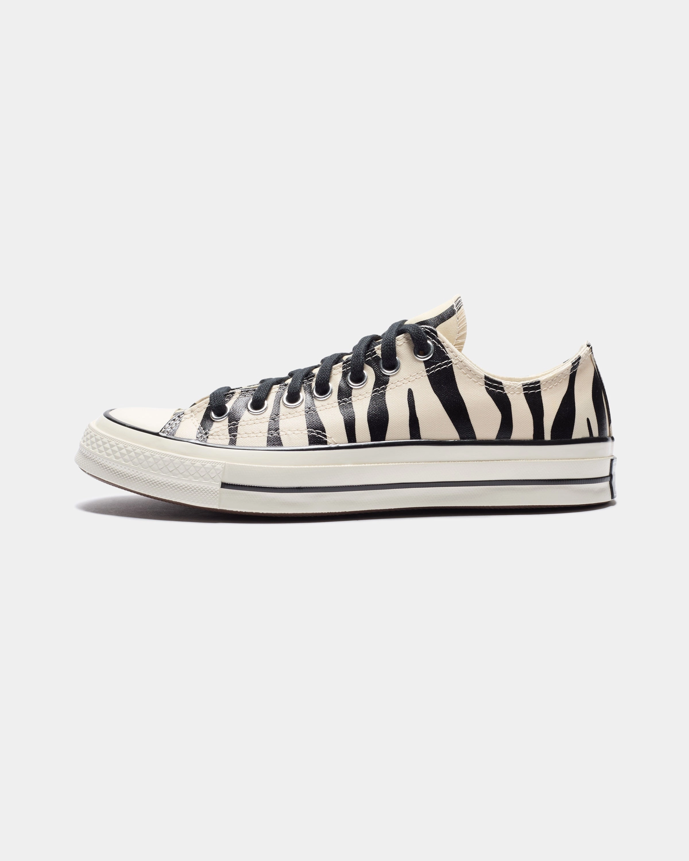 CONVERSE CHUCK 70 OX - LIGHTDUNE/ BLACK Womens vintage sneakers