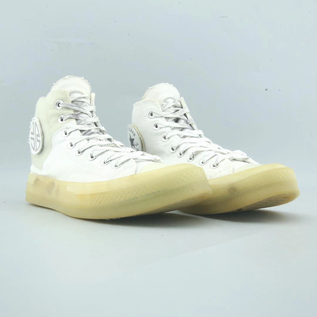 CONVERSE CHUCK TAYLOR ALL STAR 70 HI classic Converse sneaker shots