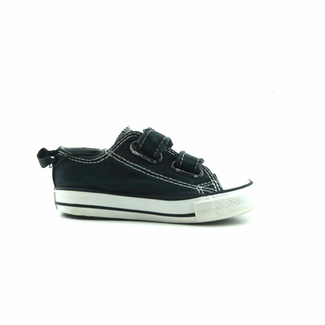CONVERSE CHUCK TAYLOR ALL STAR CANVAS retro Converse shoe angles