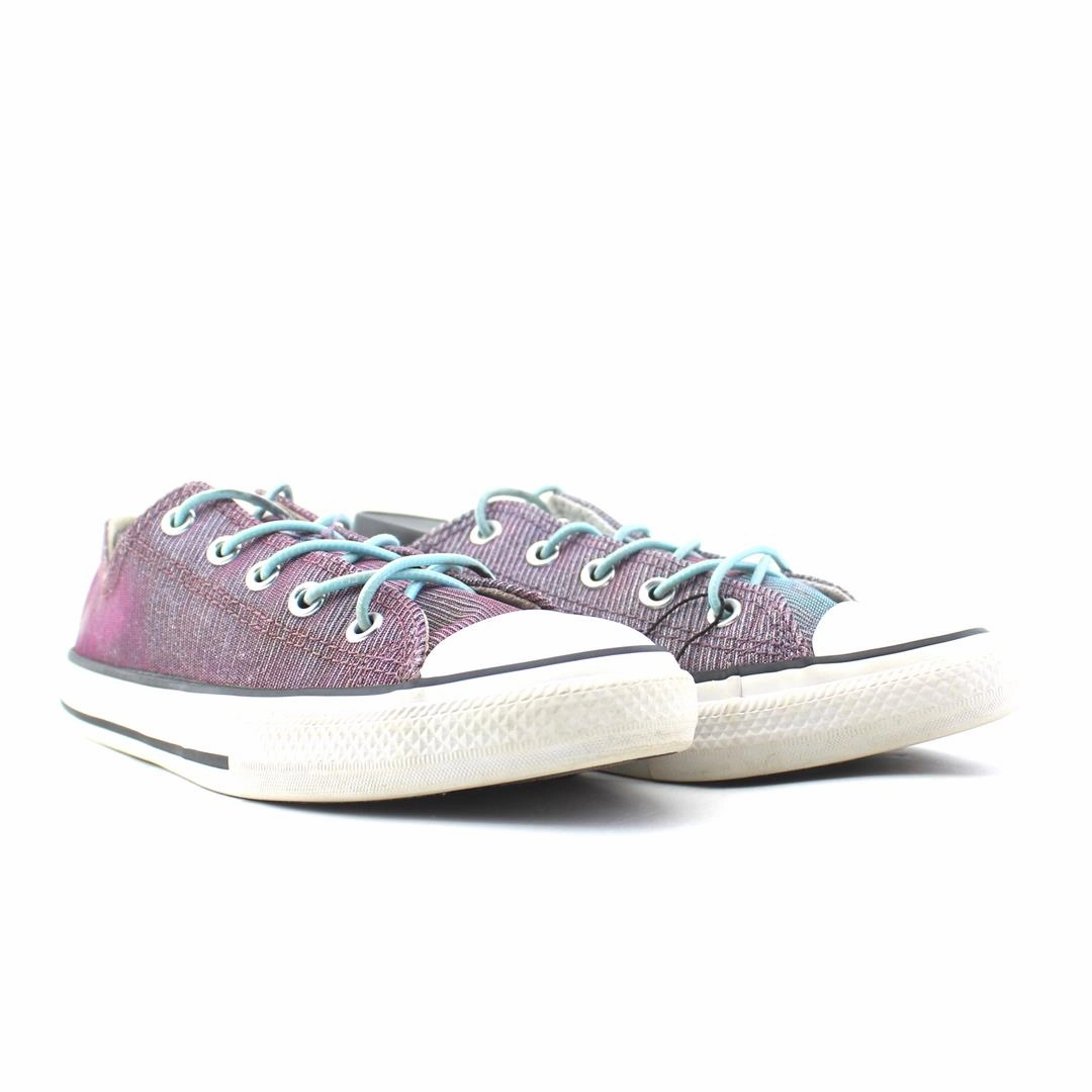 CONVERSE CHUCK TAYLOR ALL STAR CANVAS vintage Converse footwear looks