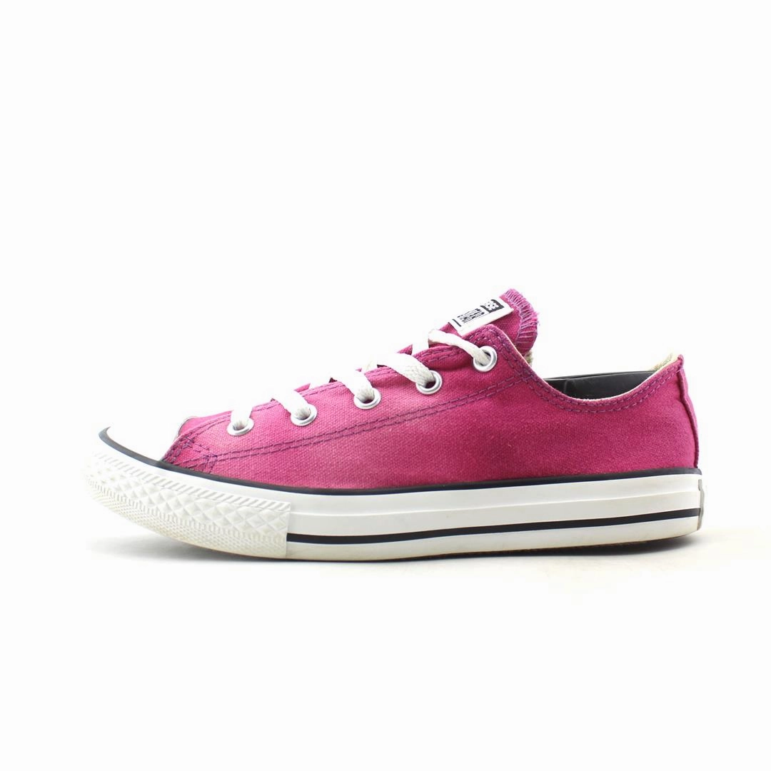 CONVERSE CHUCK TAYLOR ALL STAR Converse iconic footwear looks