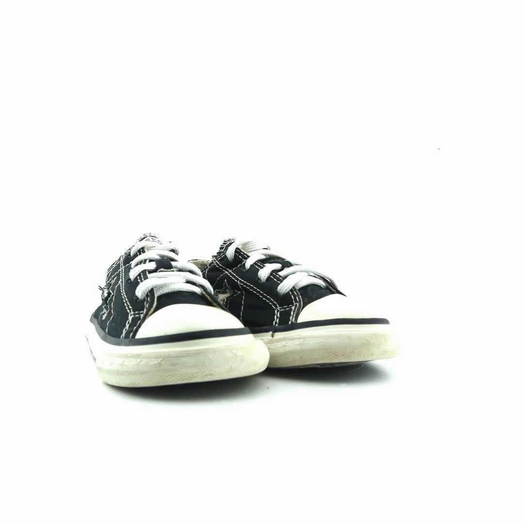 CONVERSE ONE STAR retro Converse shoe angles