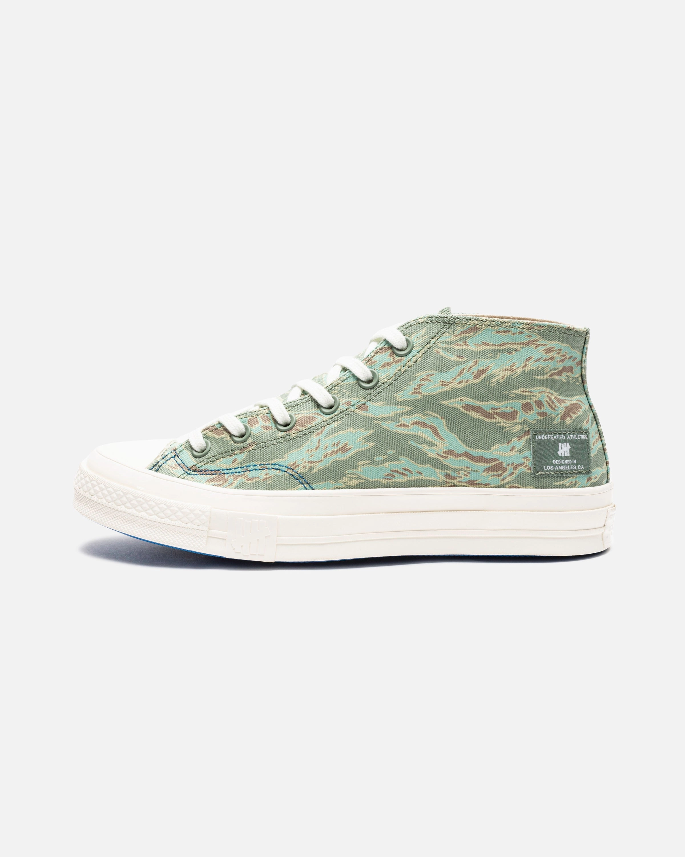 CONVERSE X UNDEFEATED CHUCK 70 MID - SEASPRAY/ FOSSIL/ EGRET Womens vintage sneakers
