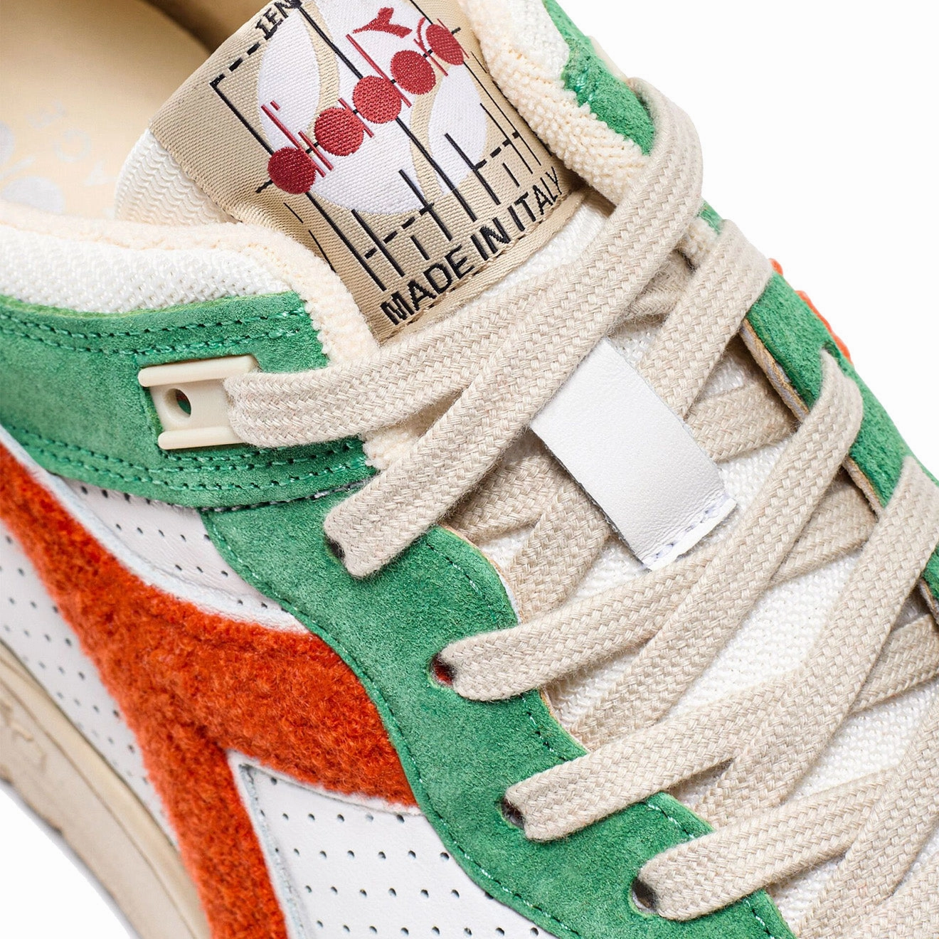 Diadora B.560 Used RR Italia Trainer Cooked Brown Sport-Inspired Trainers