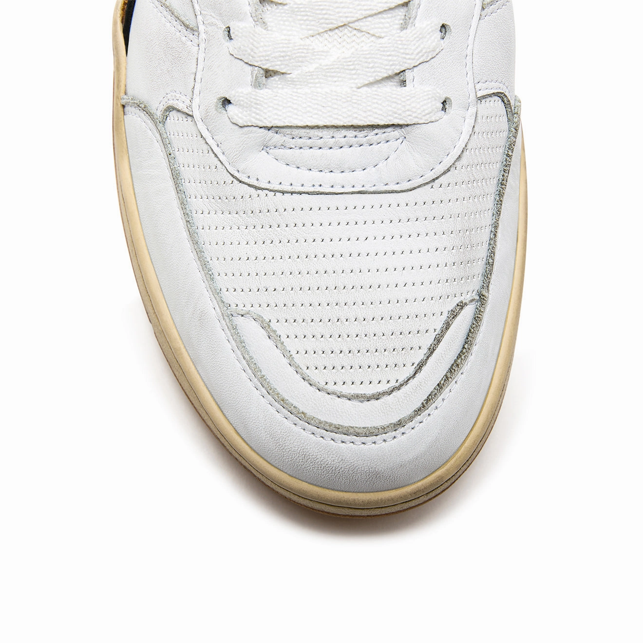 Diadora B.560 Used Trainer White / Beige Doe Sport-Inspired Trainers