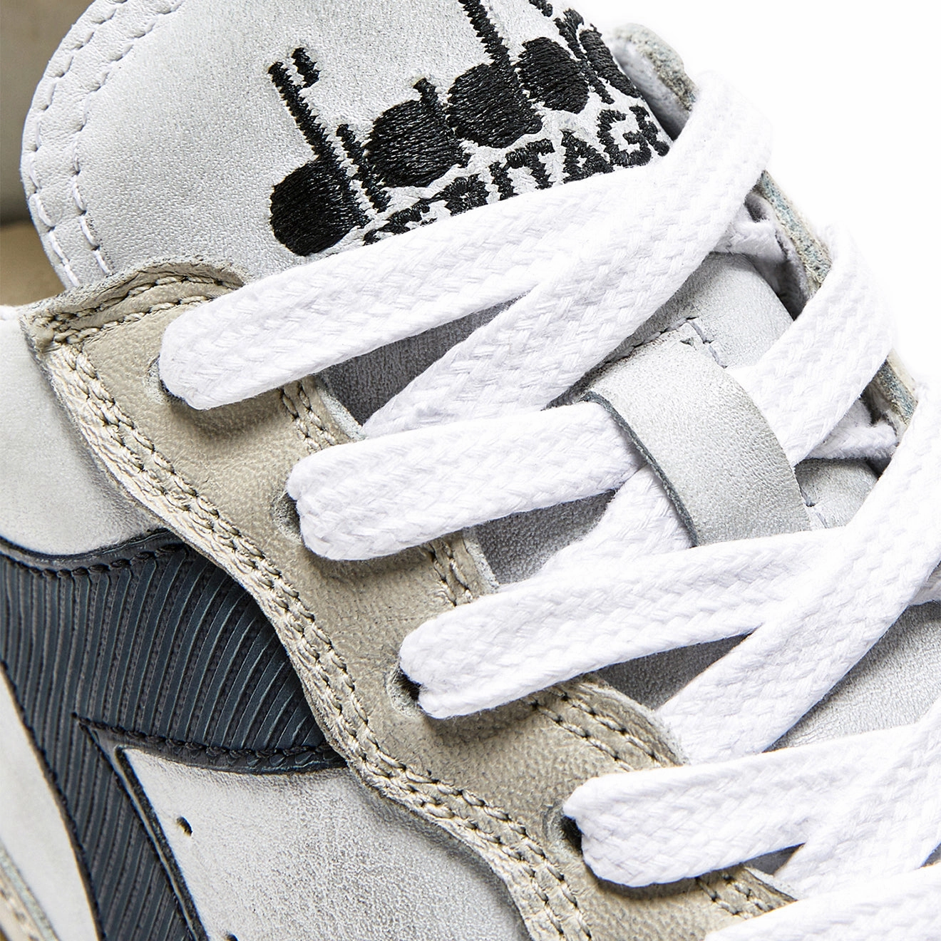 Diadora MI Basket Low Used Gray Pelican Sport-Inspired Trainers