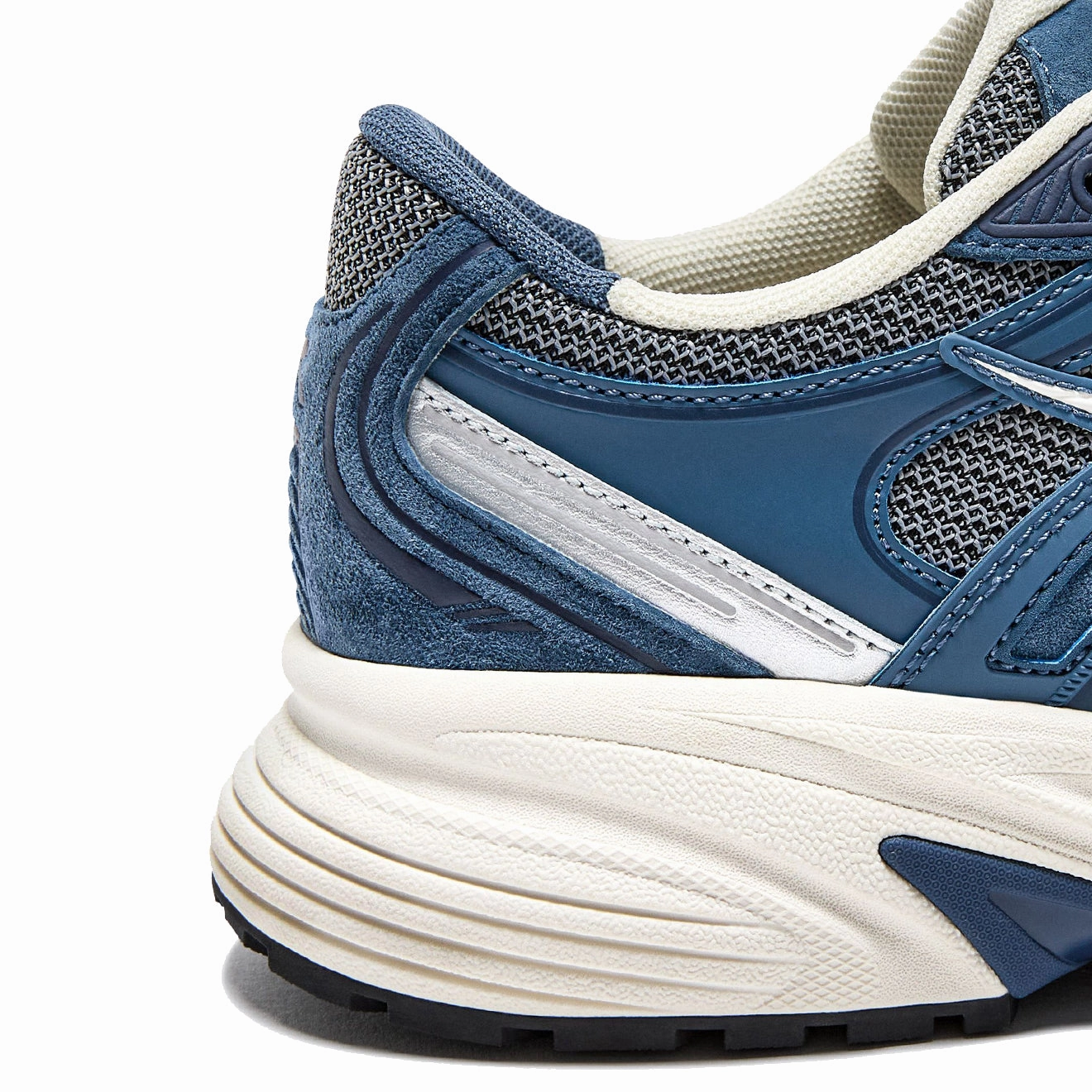 Diadora Mythos Star Pigskin Trainer Blue Dark Denim Sport-Inspired Trainers