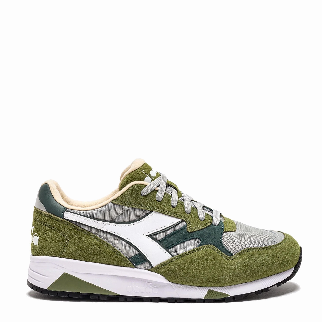 Diadora N902 Trainer White / Sphagnum Diadora shoe designs