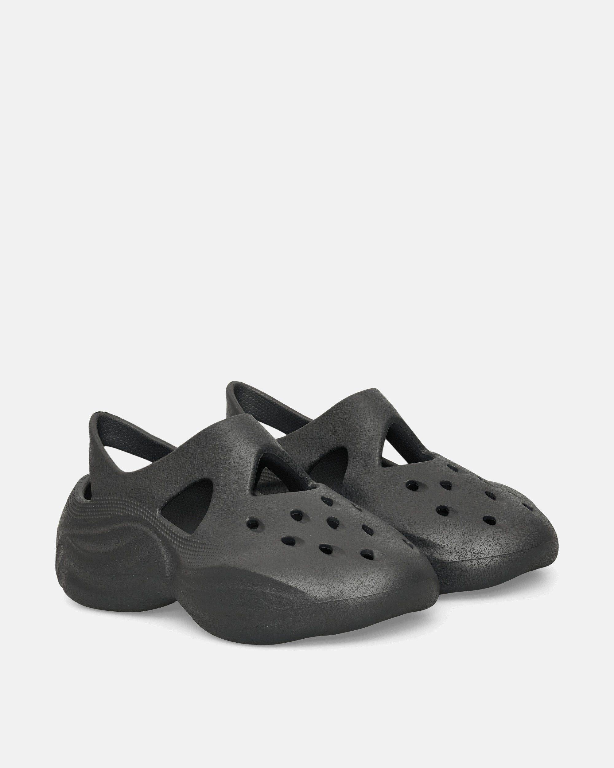 Dingyun Zhang Diffuser Clogs Black Sand Foam Comfort Clogs