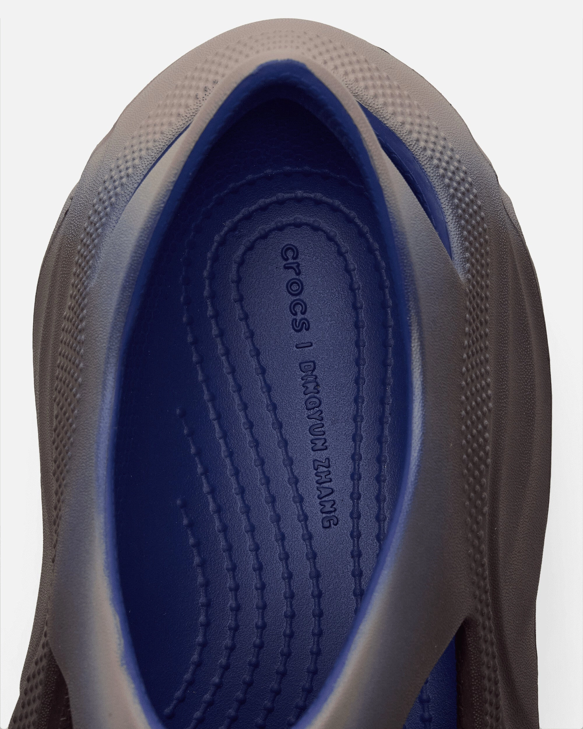 Dingyun Zhang Diffuser Clogs Sapphire Foam Comfort Clogs